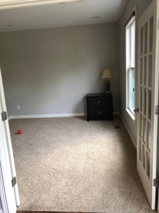Lakefront view 5 bedroom home with basement House in Fishers