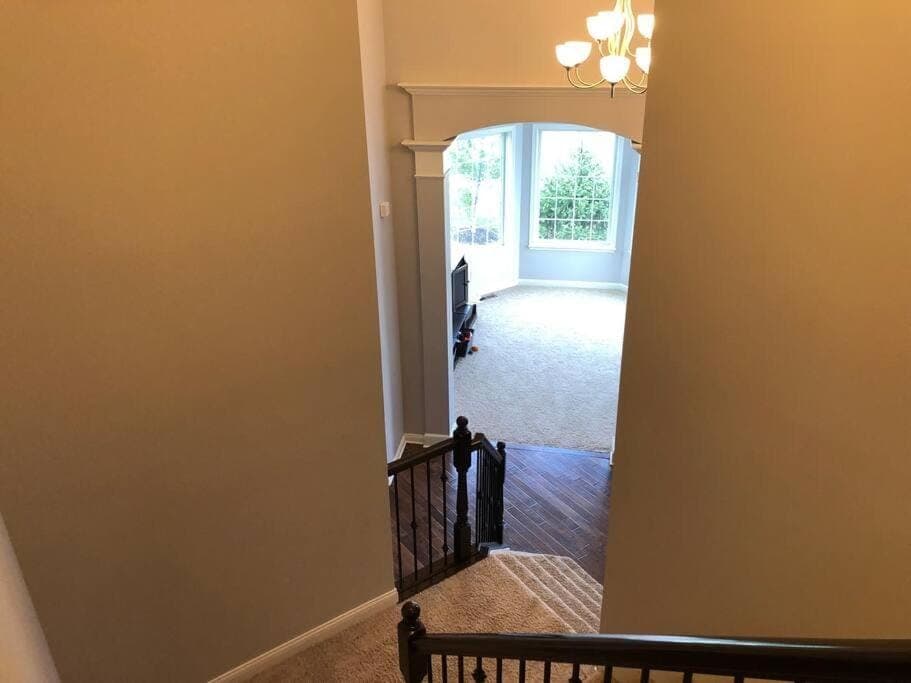 Lakefront view 5 bedroom home with basement House in Fishers
