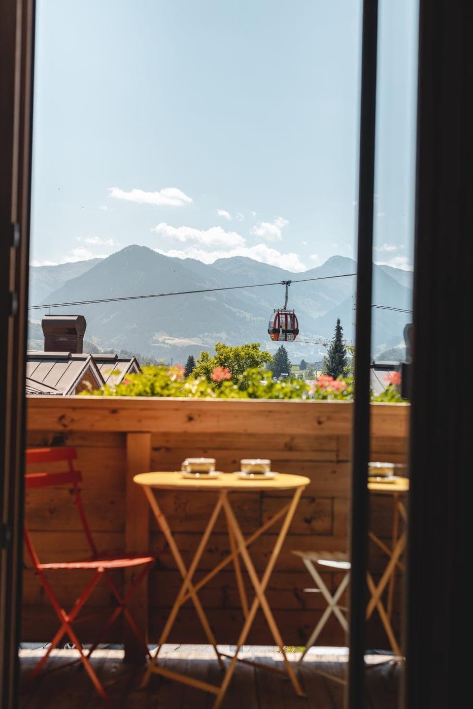 View (from property/room), Balcony/Terrace, Garden view, Mountain view