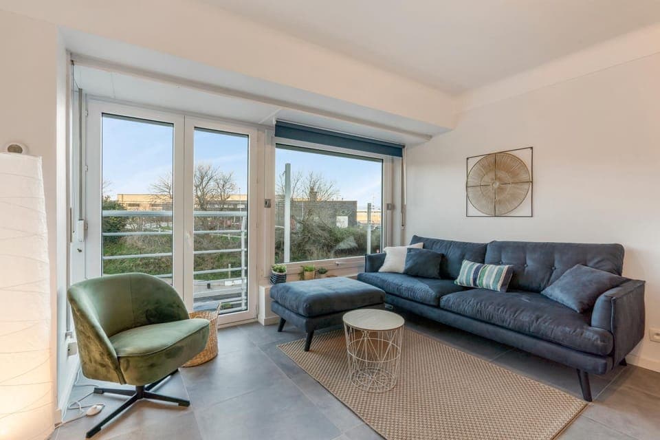 View (from property/room), Living room, Seating area