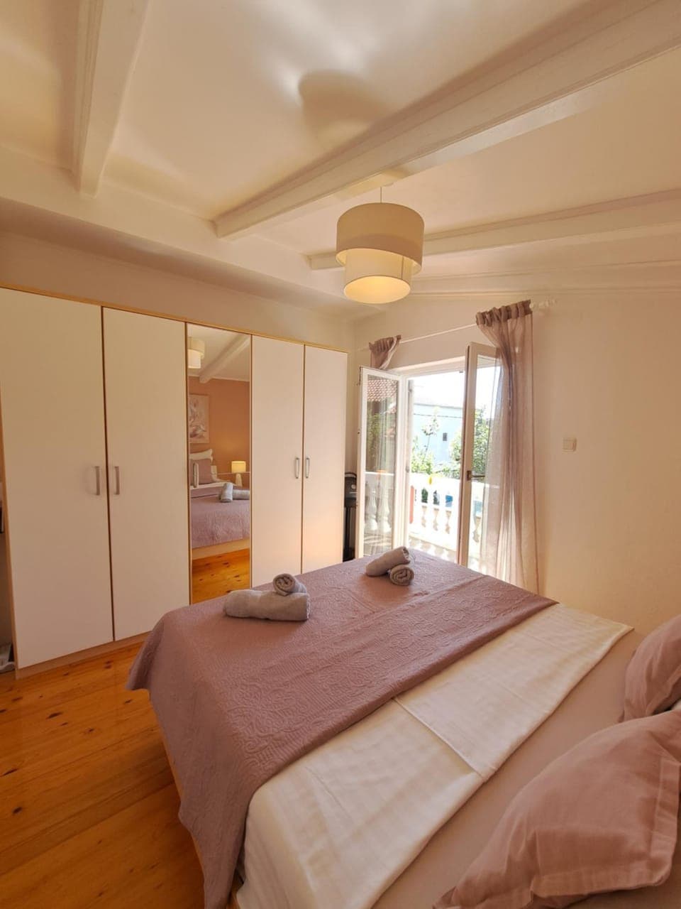 Bed, Bedroom, wardrobe