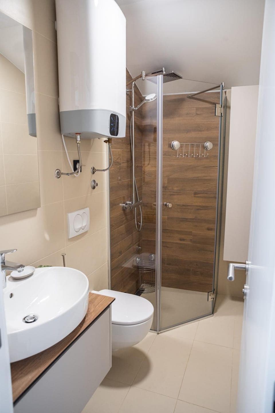 Shower, Toilet, Bathroom