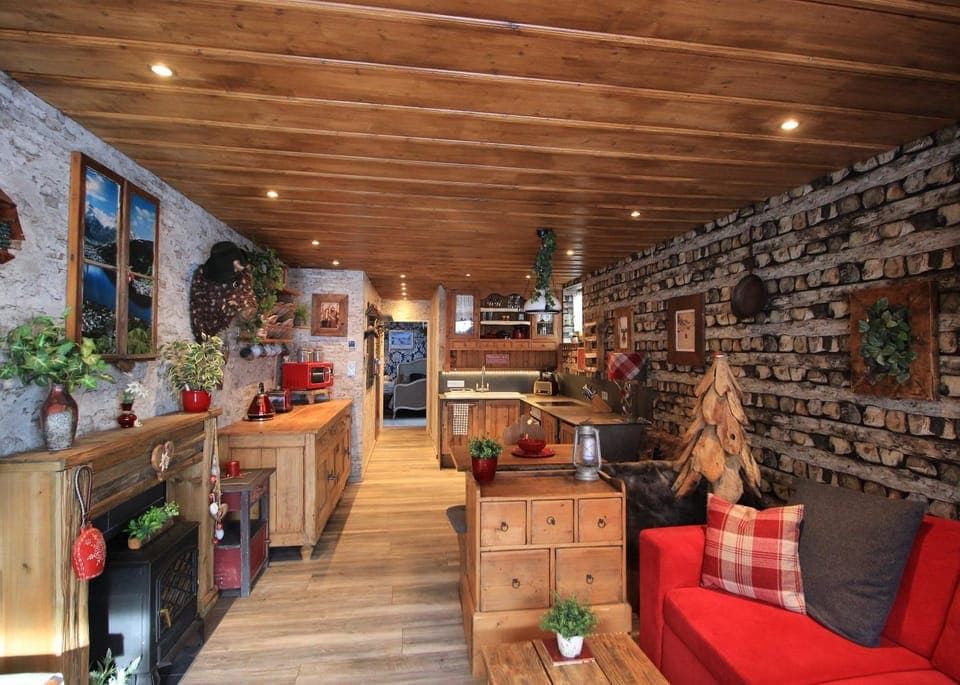 Living room, kitchen