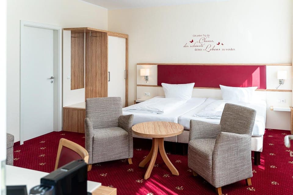 Bed, Photo of the whole room