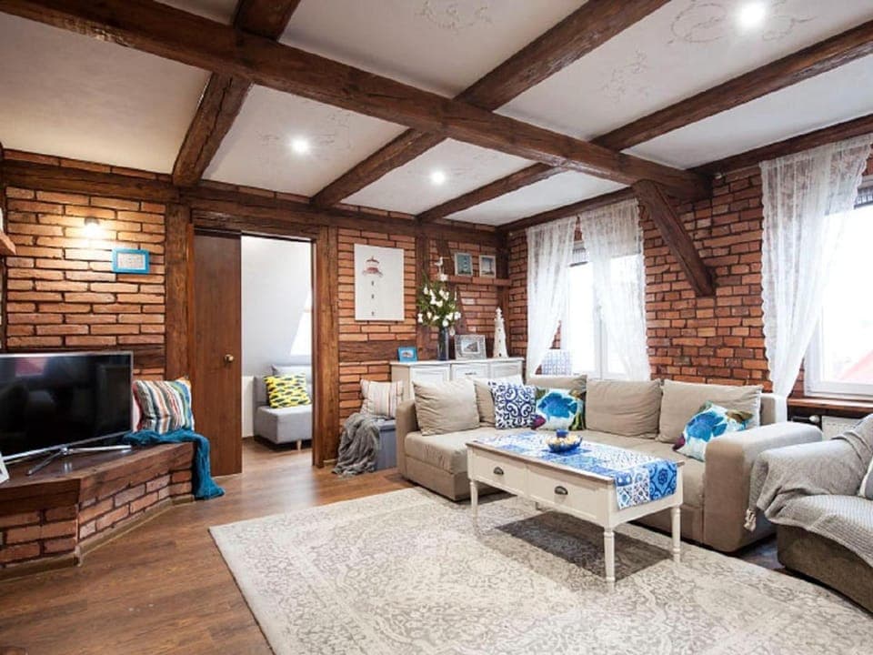 TV and multimedia, Living room, Seating area, Dining area, Bedroom