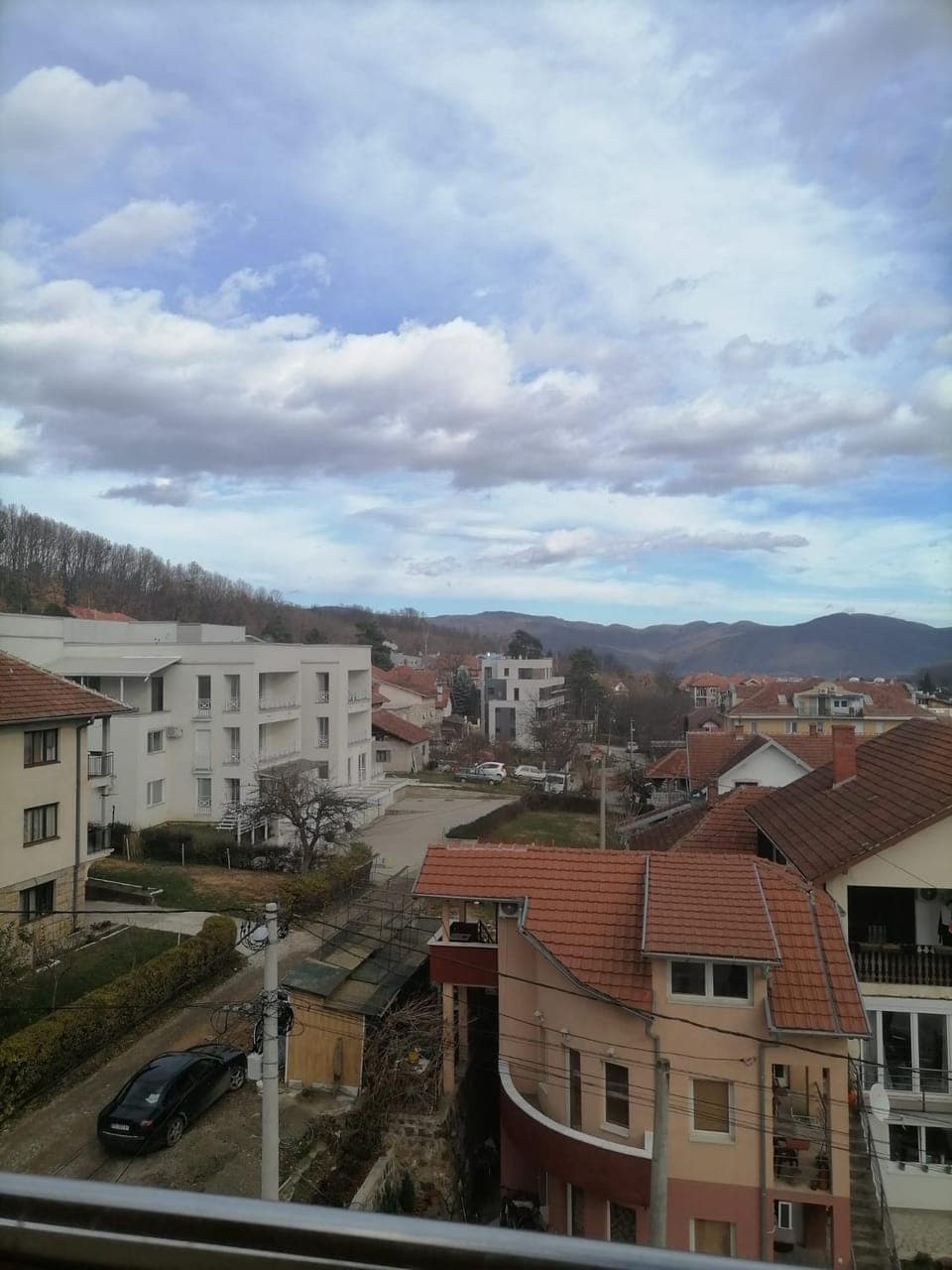 Neighbourhood, City view, Mountain view