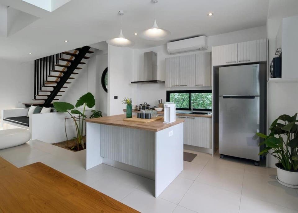 Kitchen or kitchenette