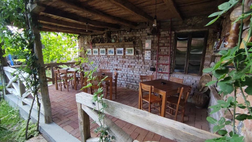 Inner courtyard view