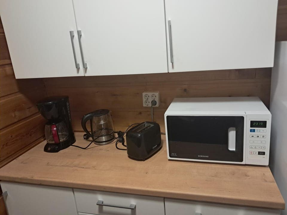 Coffee/tea facilities, Kitchen or kitchenette, toaster