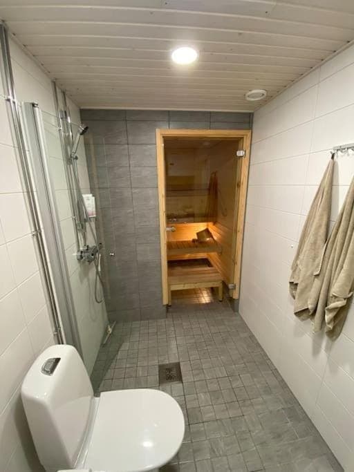 Modern two bedroom apartment near Helsinki Airport Apartment in Helsinki