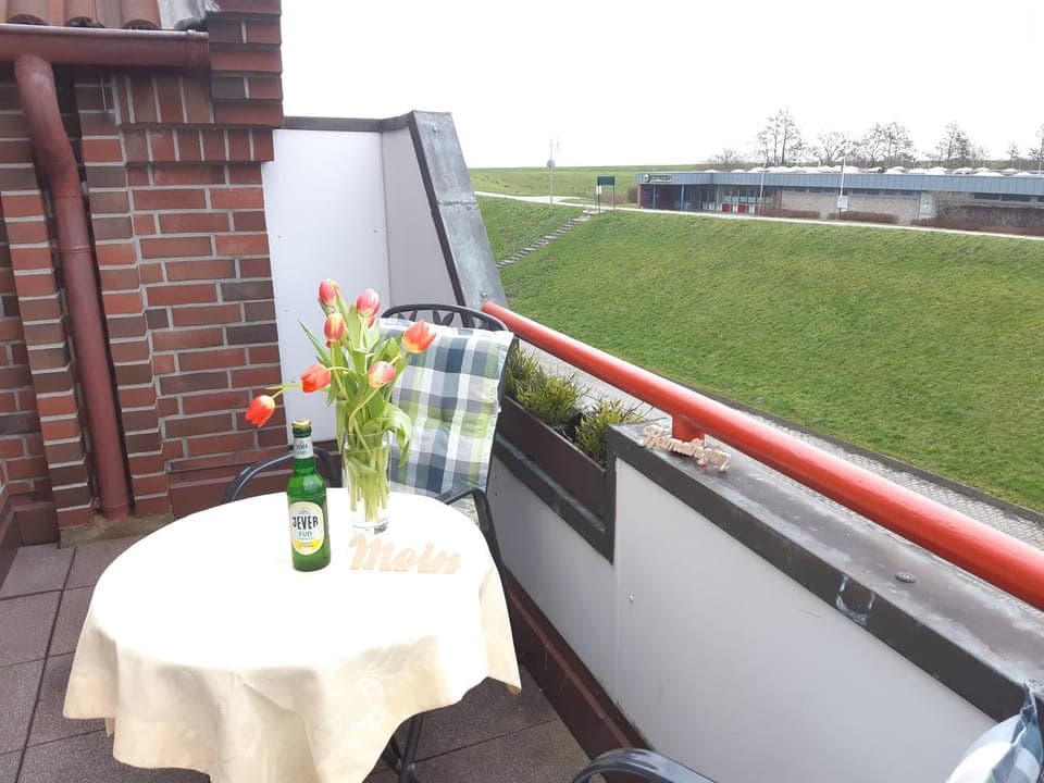 Balcony/Terrace, Lake view