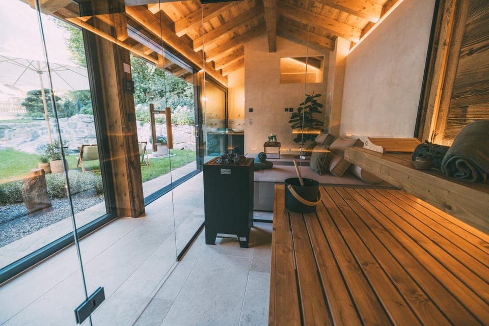 Sauna, Seating area