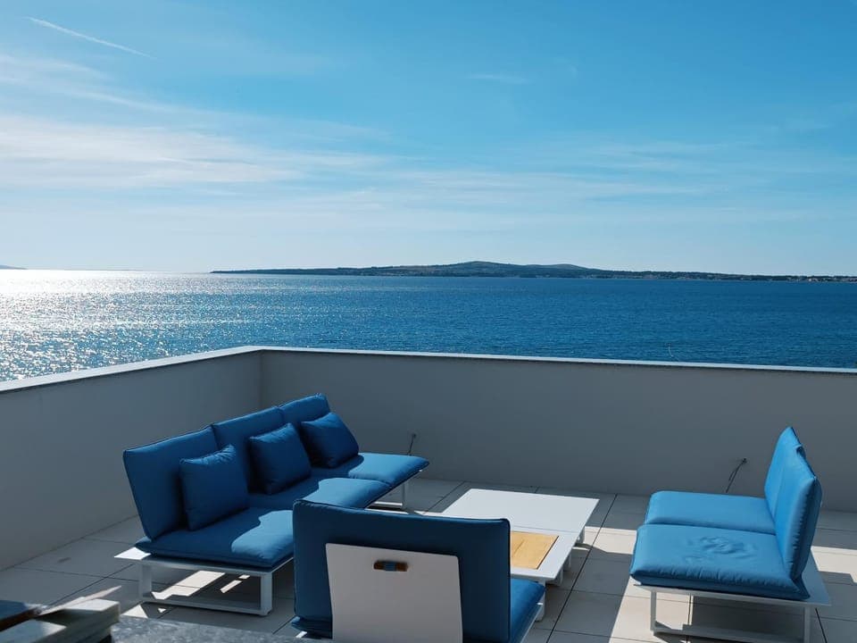 Lounge or bar