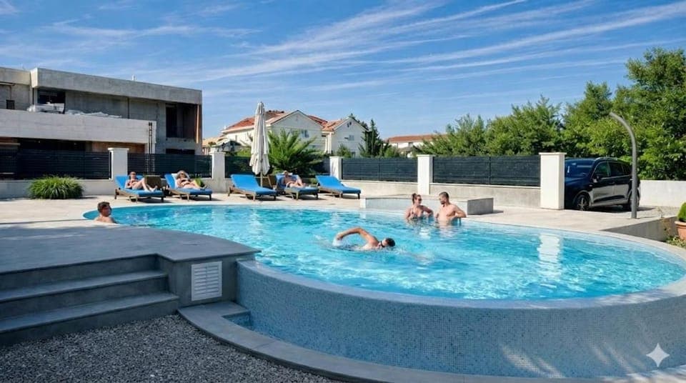 Swimming pool