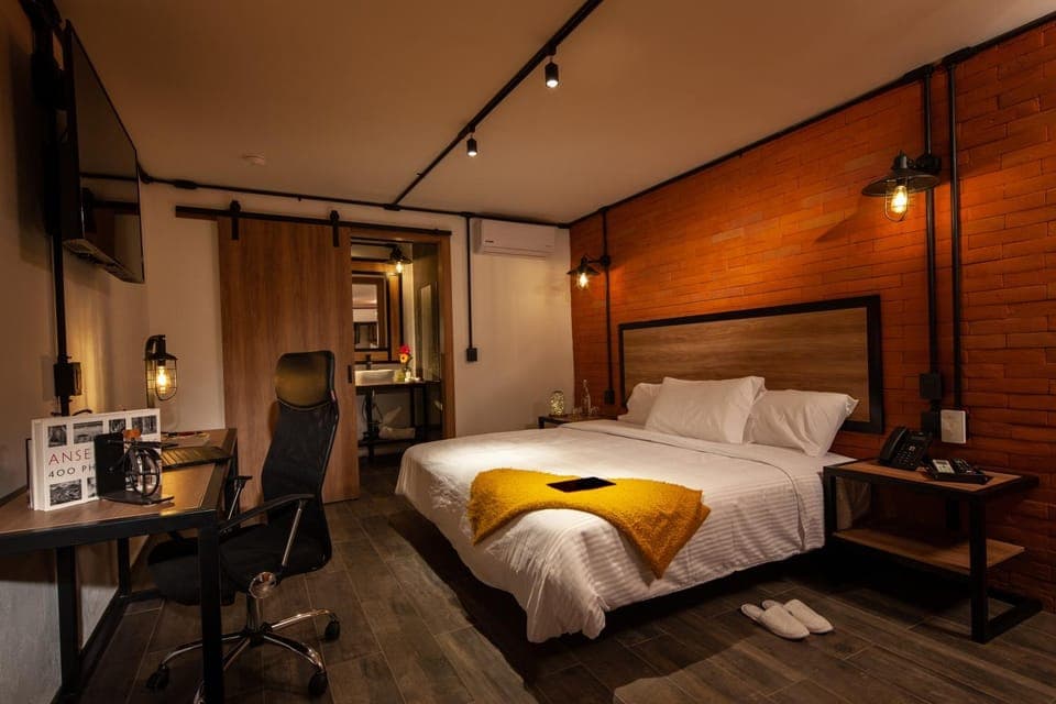 Decorative detail, locker