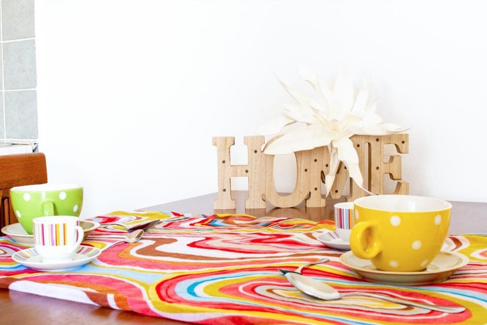 Coffee/tea facilities, Dining area