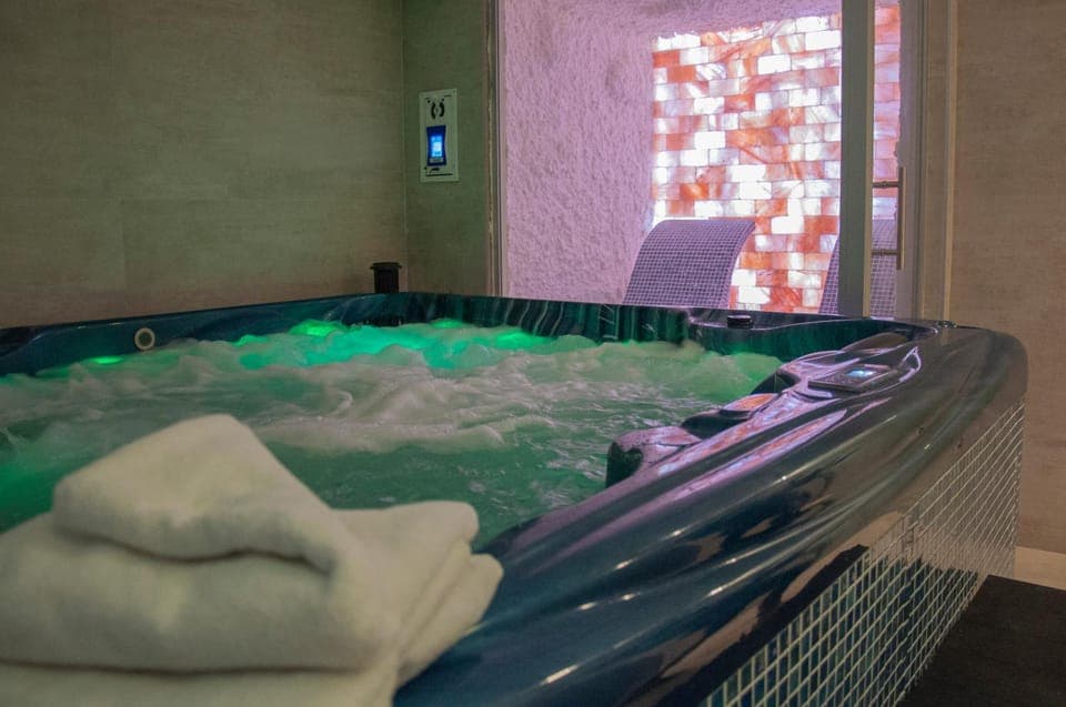 Spa and wellness centre/facilities