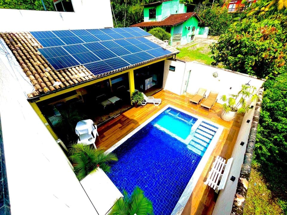 Property building, Day, Garden, Garden view, Pool view, Swimming pool, sunbed