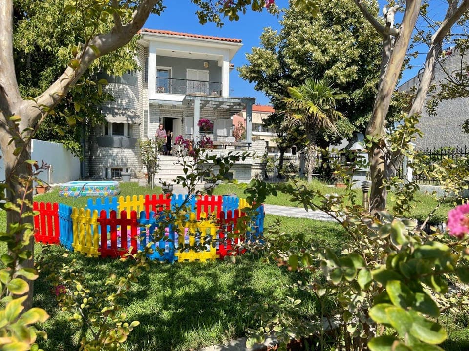 Property building, Garden