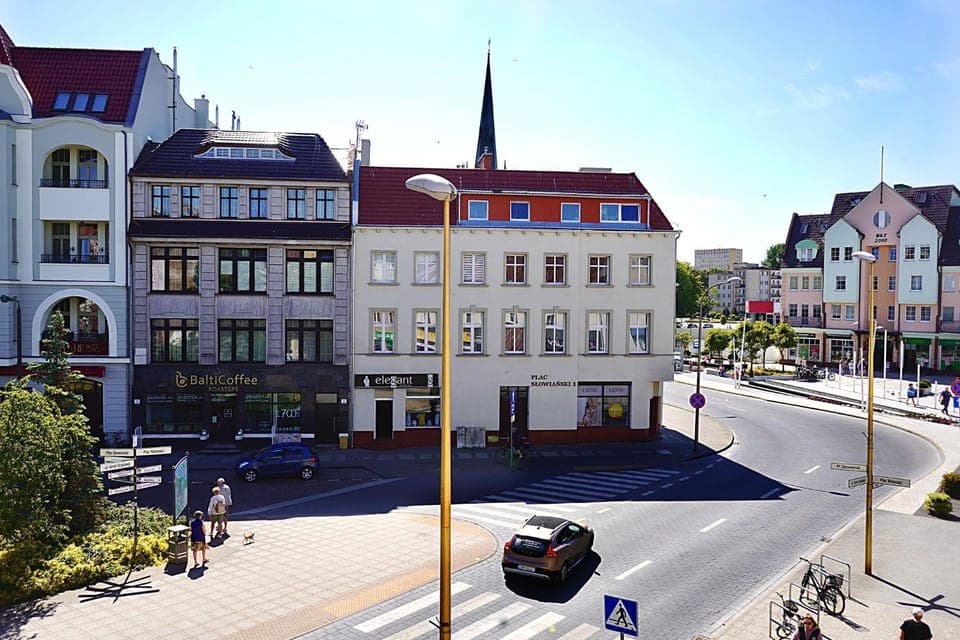 Day, Neighbourhood, City view, Street view, Location