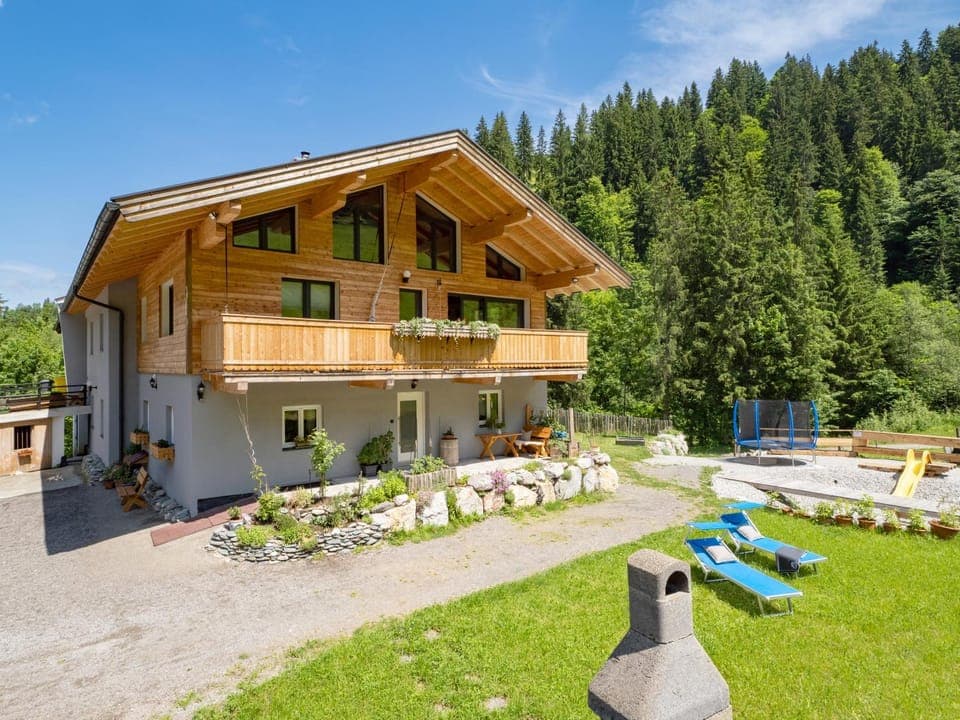 Property building, Day, Garden, sunbed