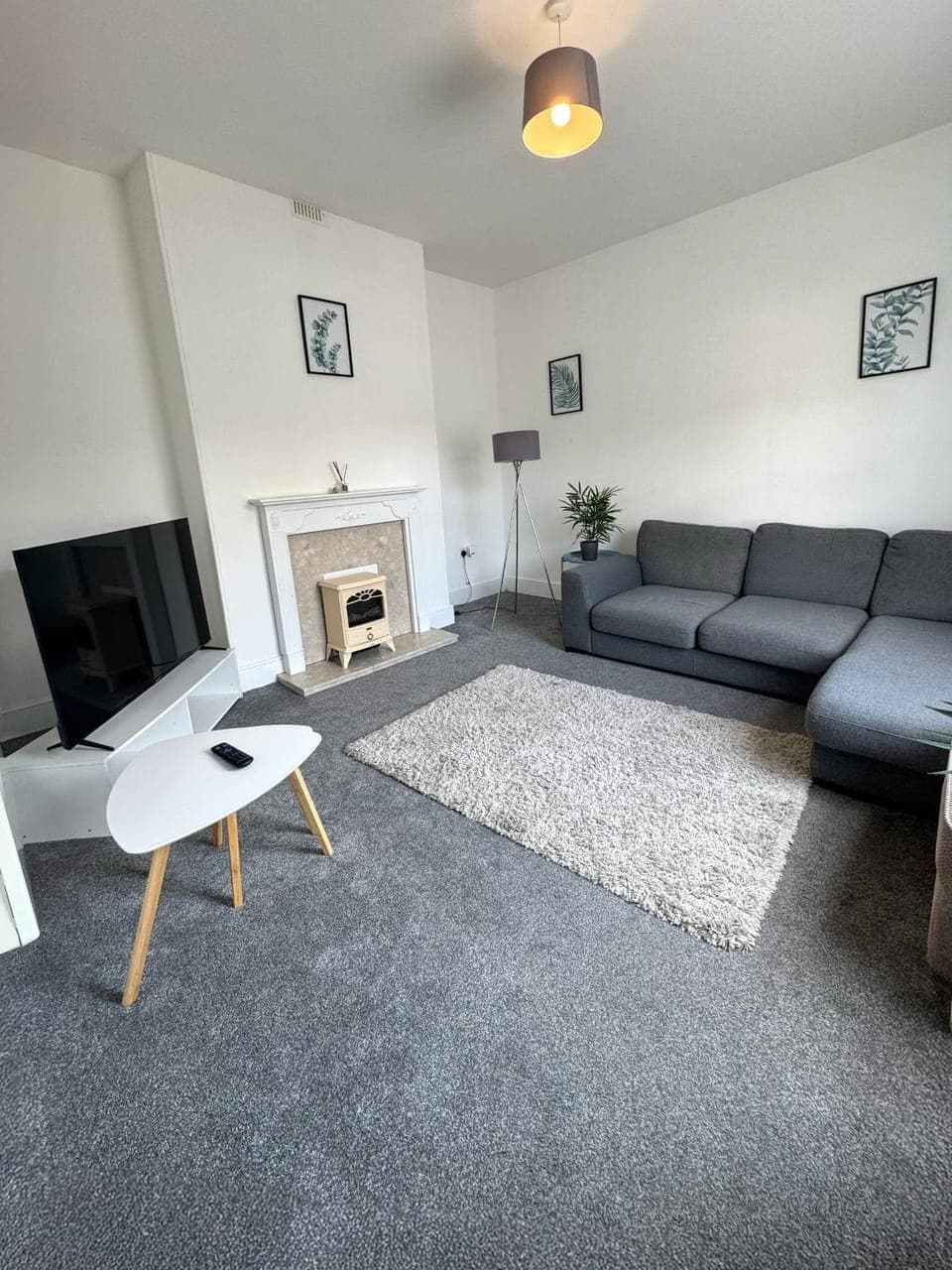 TV and multimedia, Living room, fireplace