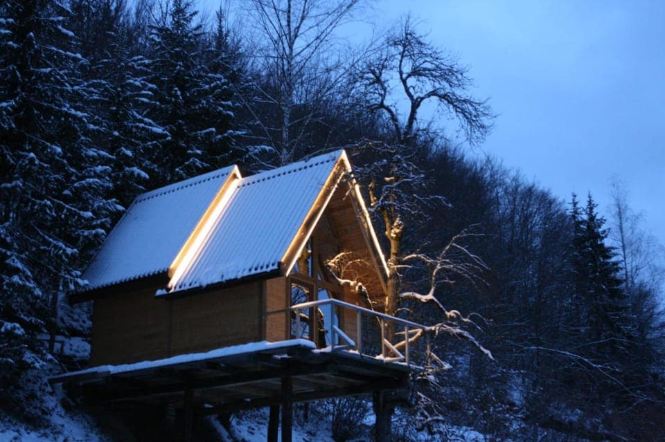 Property building, Winter