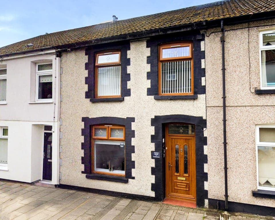 Property building, View (from property/room)