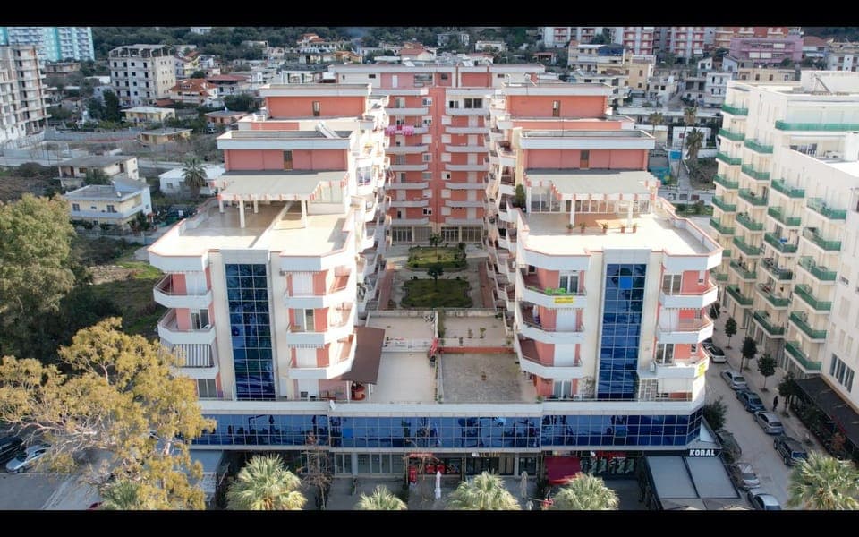 Property building, Bird's eye view