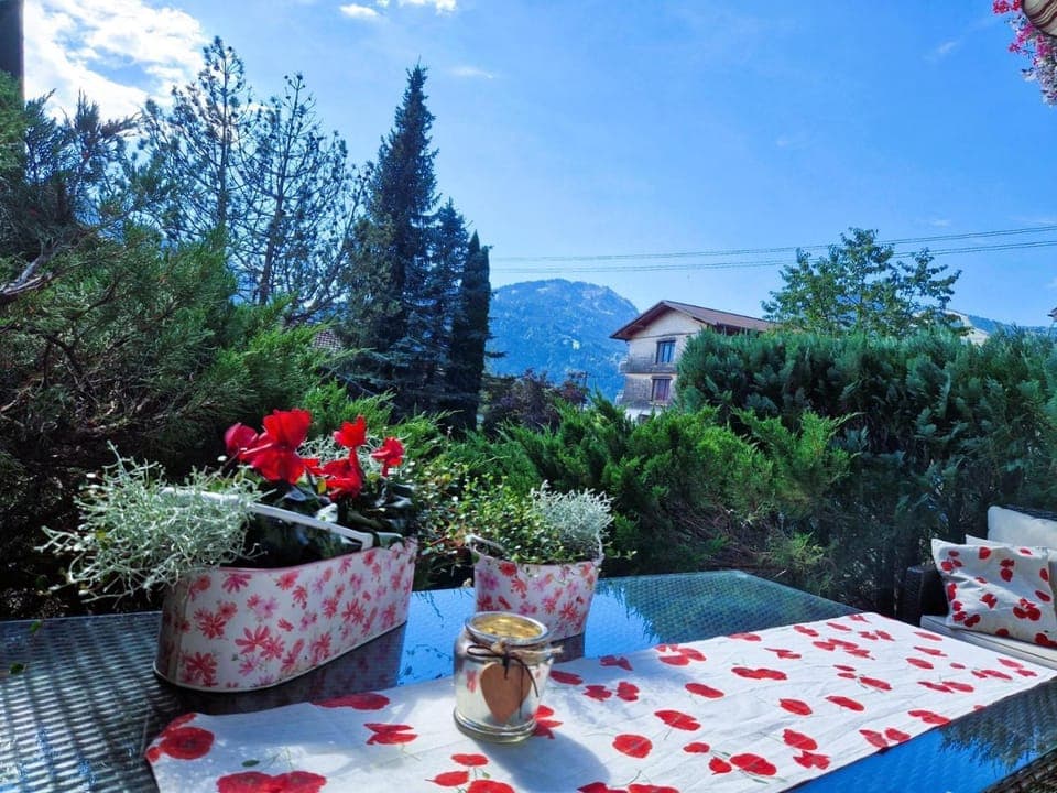 View (from property/room), Balcony/Terrace