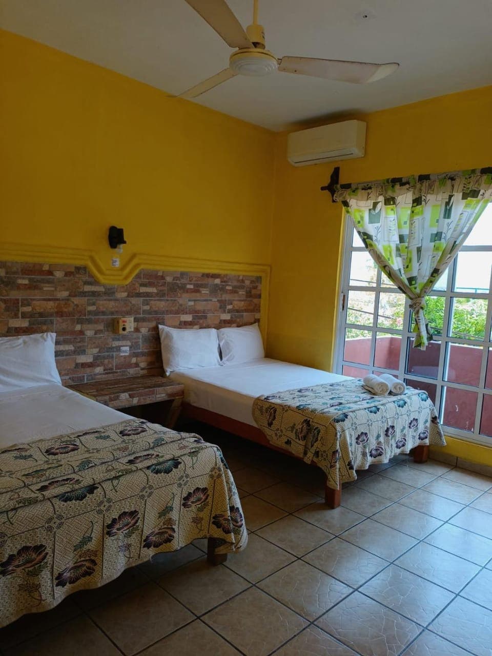 Photo of the whole room, Bedroom, Swimming pool