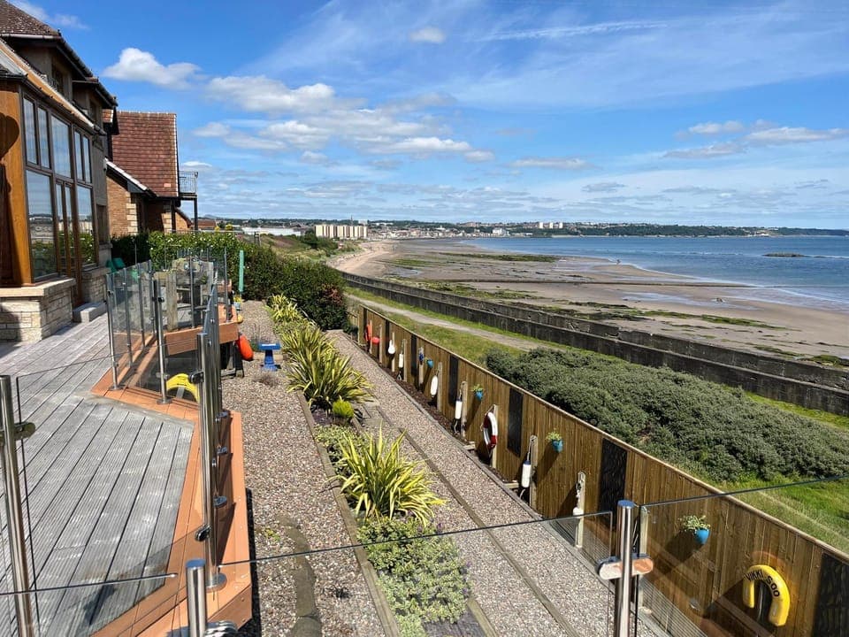 Natural landscape, Balcony/Terrace, Beach, Sea view