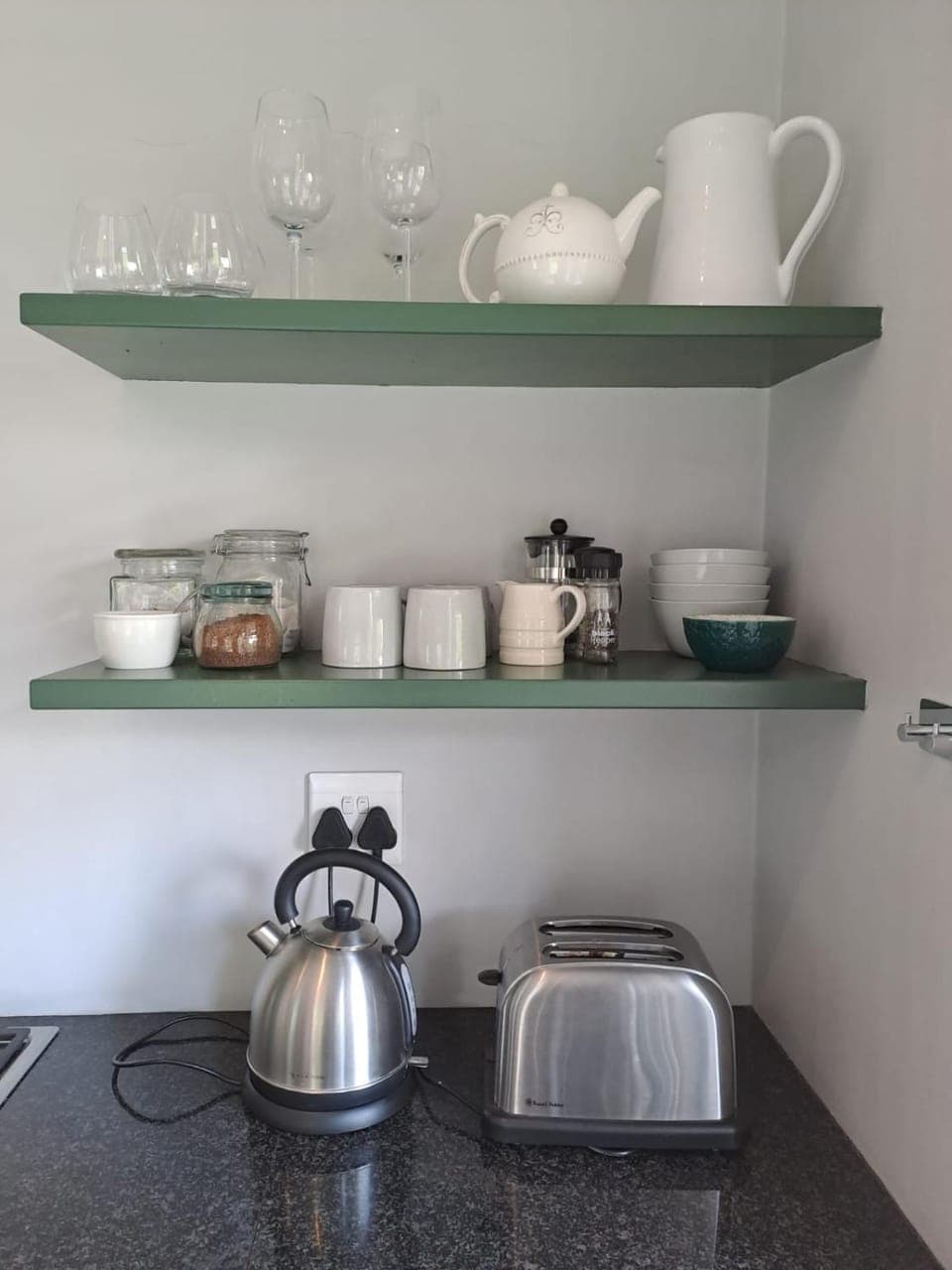 Coffee/tea facilities, Kitchen or kitchenette, toaster