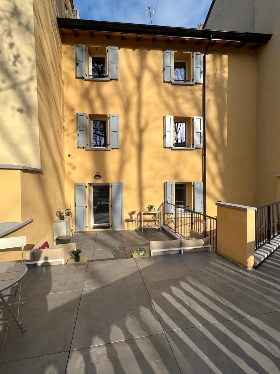 Balcony/Terrace, Landmark view