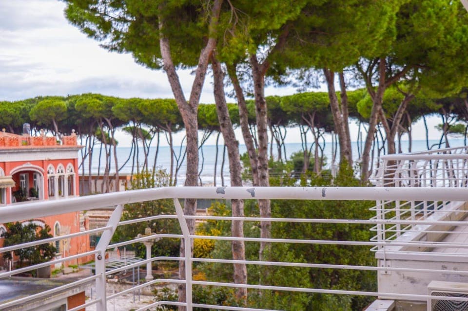Natural landscape, View (from property/room), Balcony/Terrace