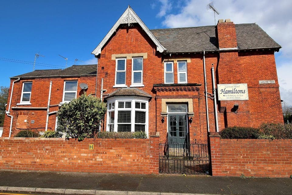 Property building, Facade/entrance