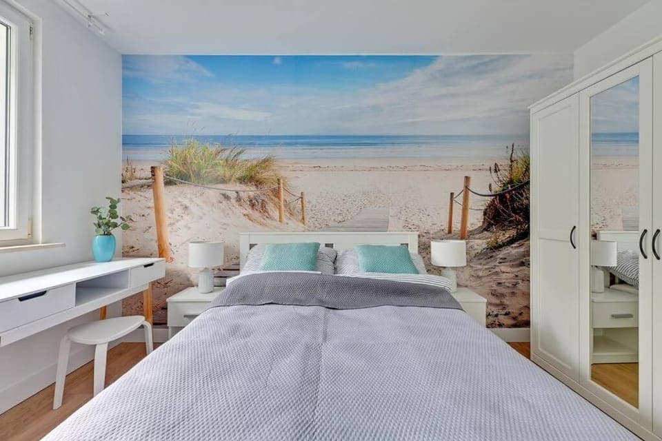 Bed, Photo of the whole room, Bedroom, Area and facilities, hair dresser