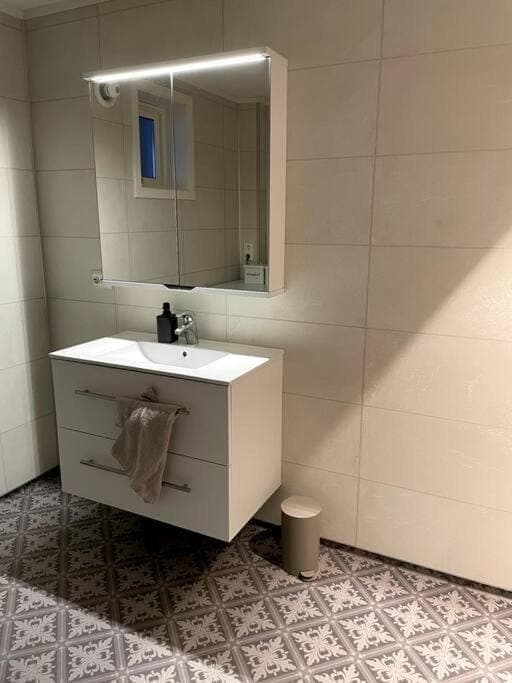 Lofoten - New apartment, close to airport. Apartment in Lofoten