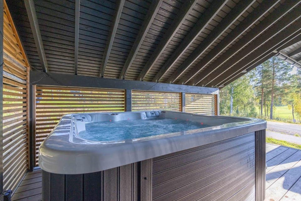 Hot Tub