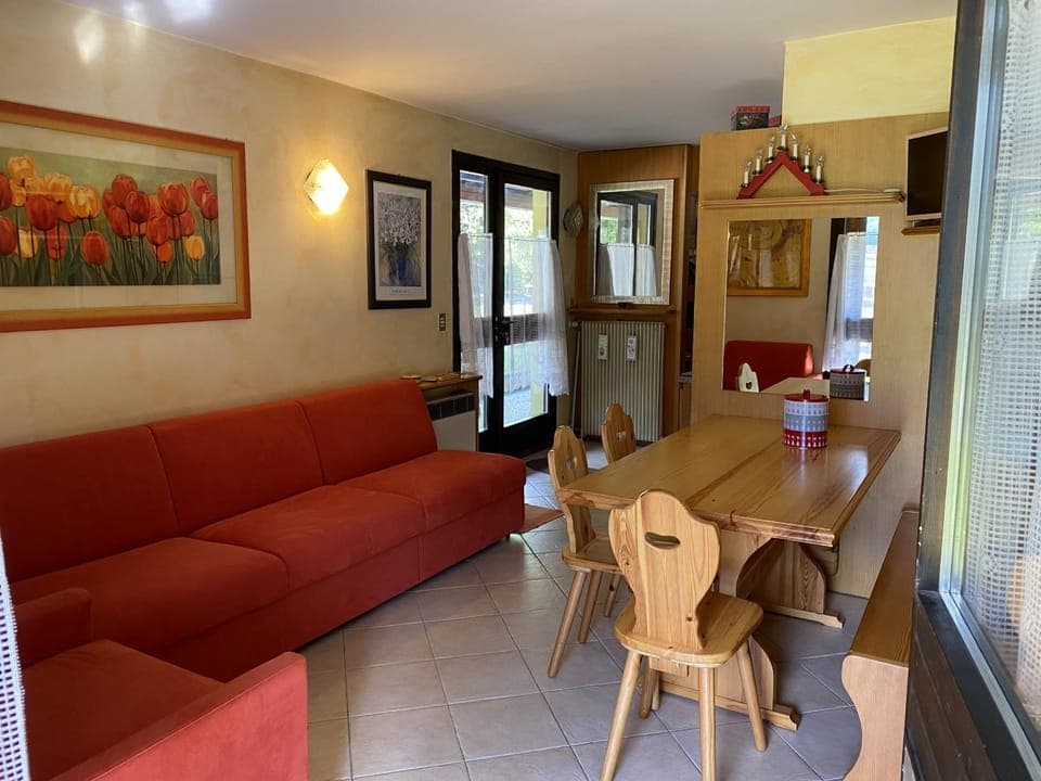 Communal lounge/ TV room, Living room