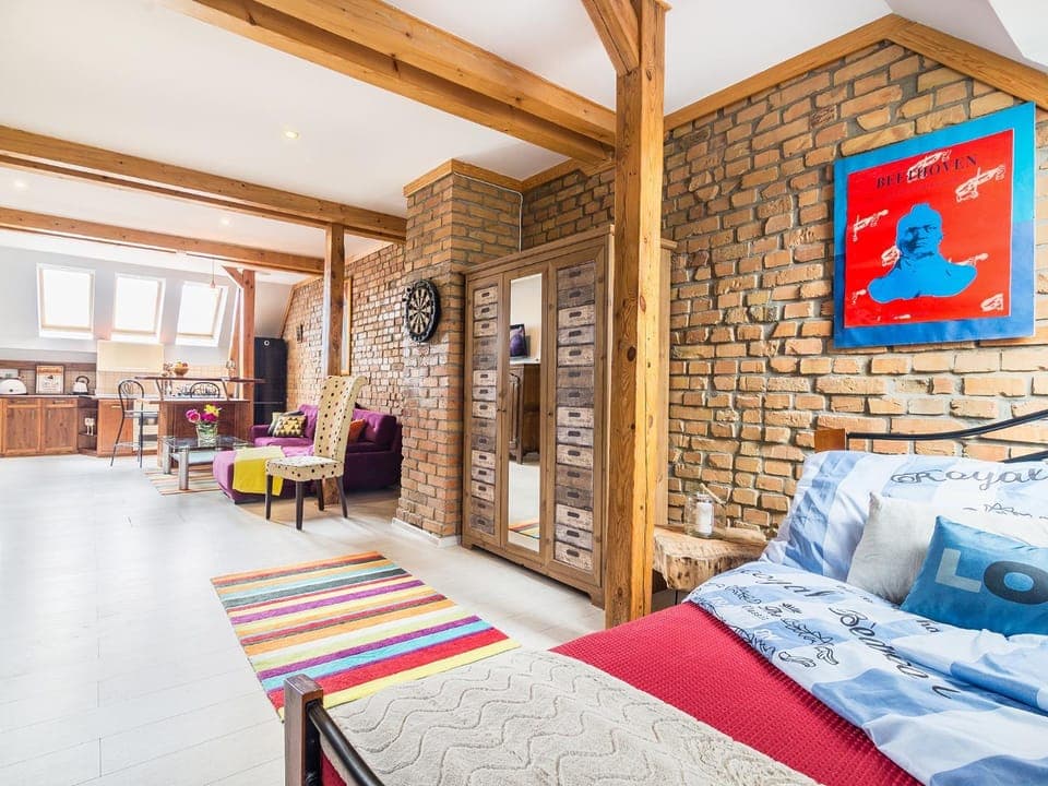 Communal lounge/ TV room, Living room