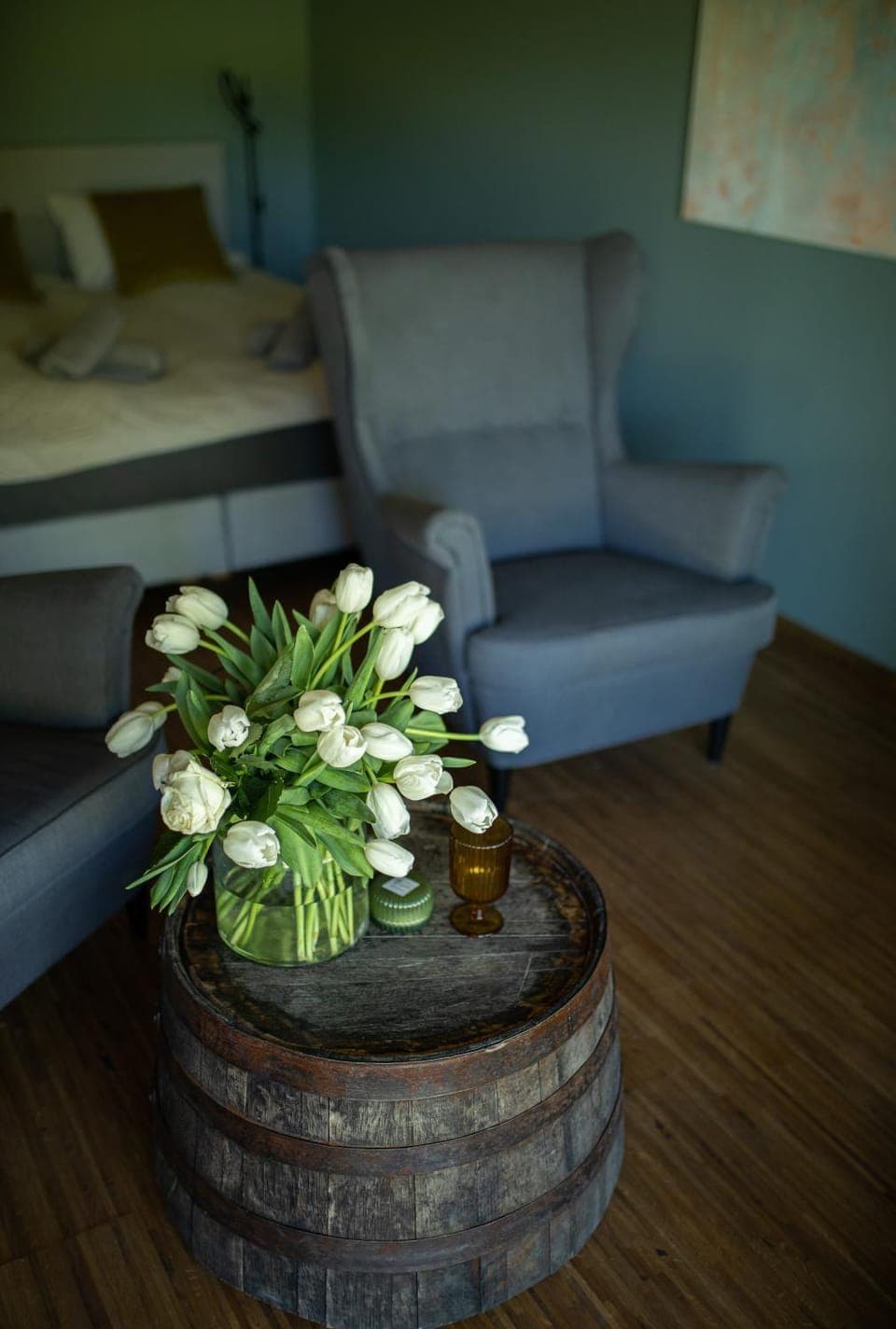 Living room, Decorative detail, Decorative detail, Seating area, furniture, furniture, furniture