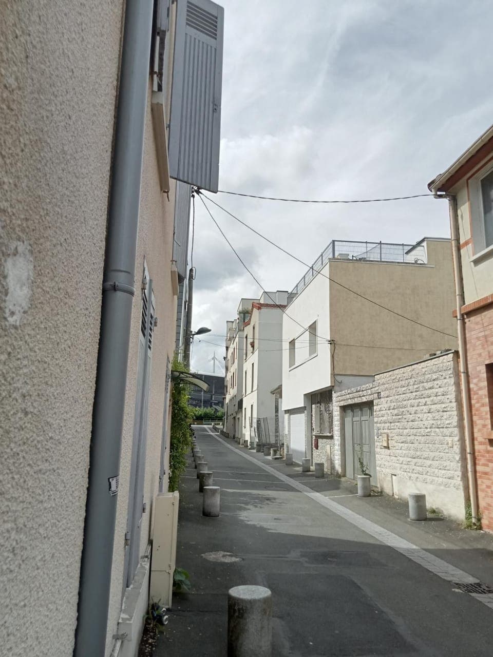 Neighbourhood, Street view