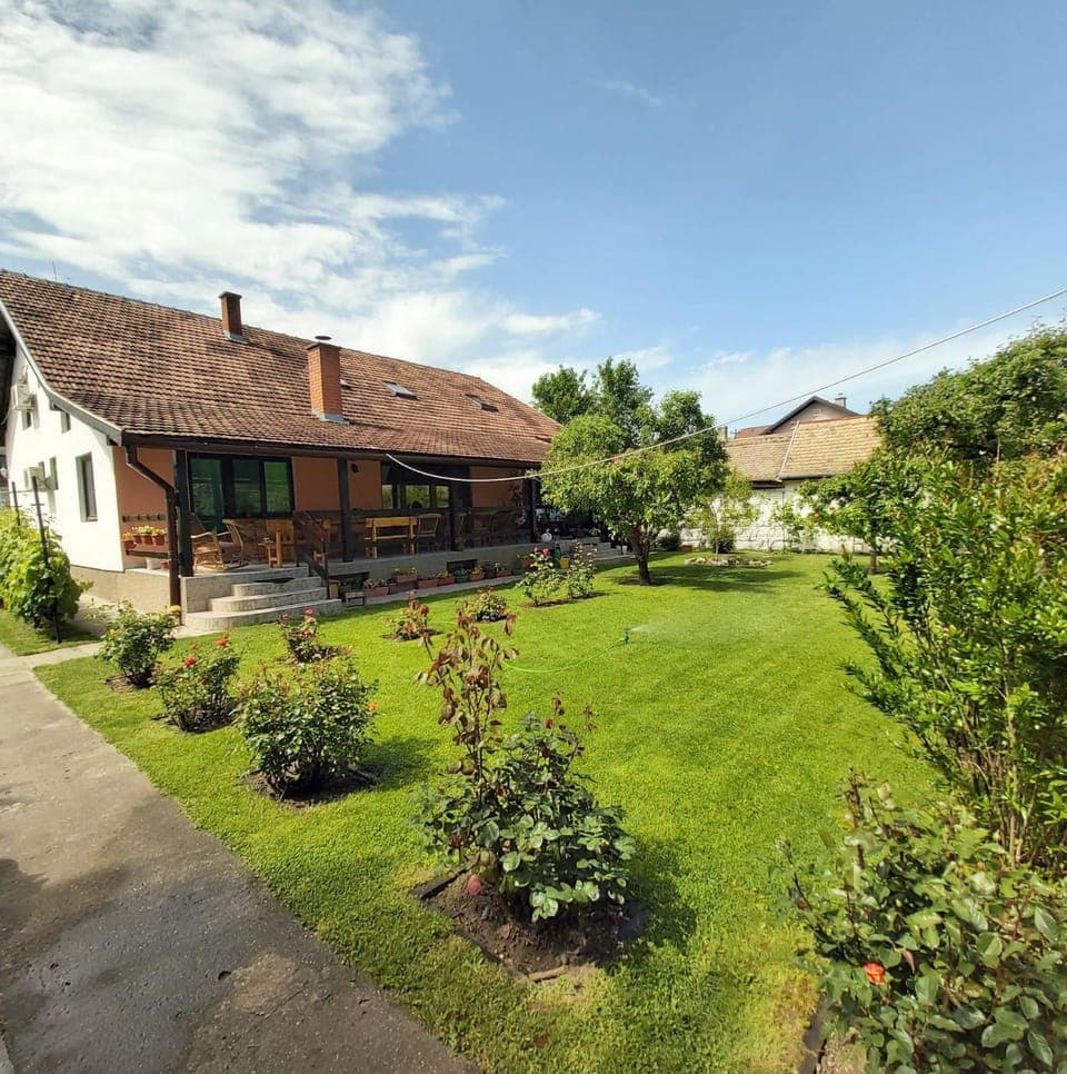 Property building, Garden, Garden view