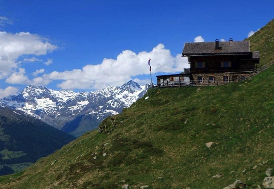 Property building, Natural landscape