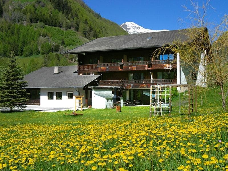 Property building, Garden