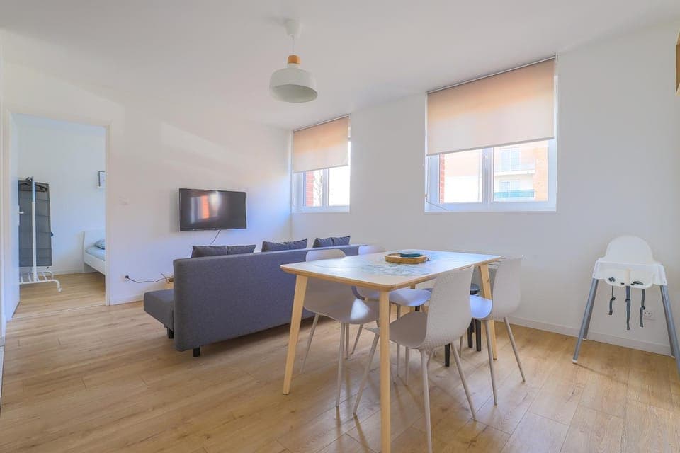 Communal lounge/ TV room, Living room, Seating area