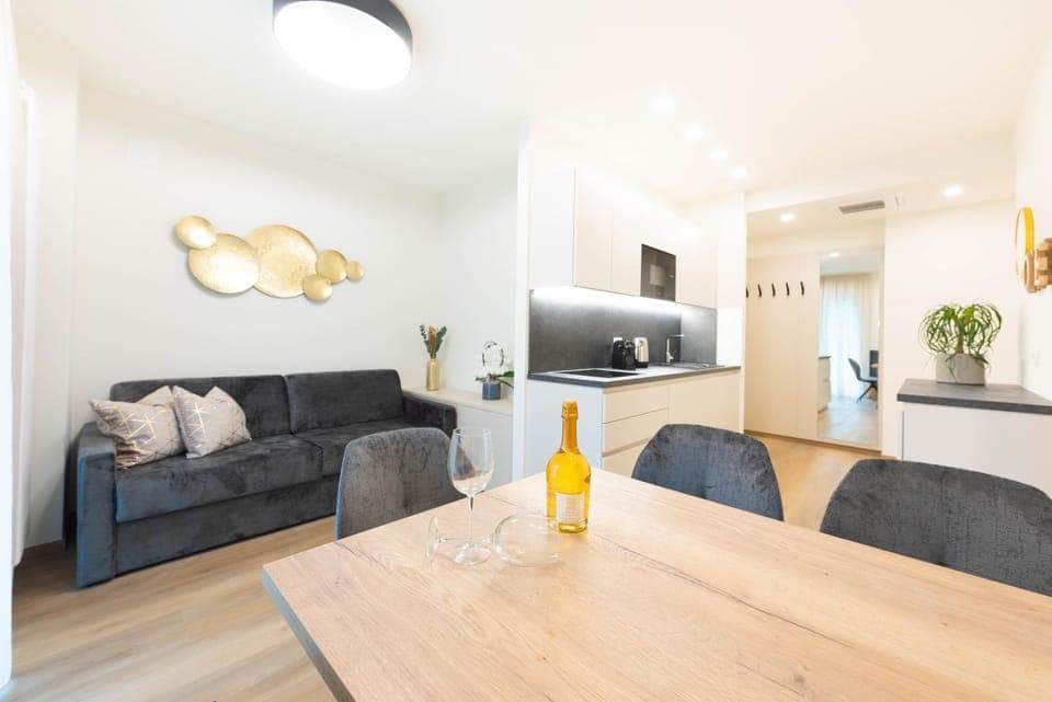 Kitchen or kitchenette, Living room, Seating area