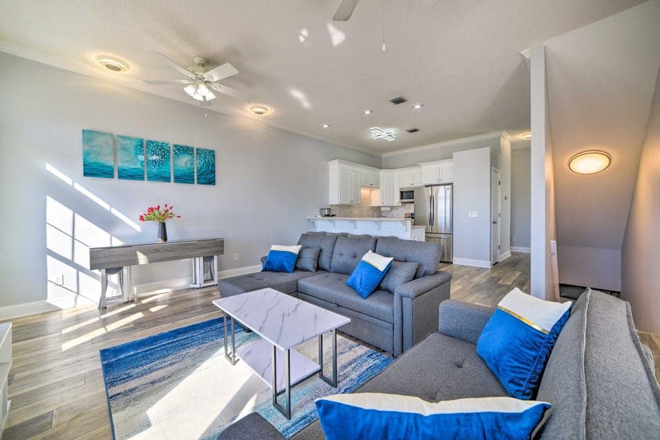 Sunny PCB Home w/ Balcony: Steps to the Beach! House in Laguna Beach