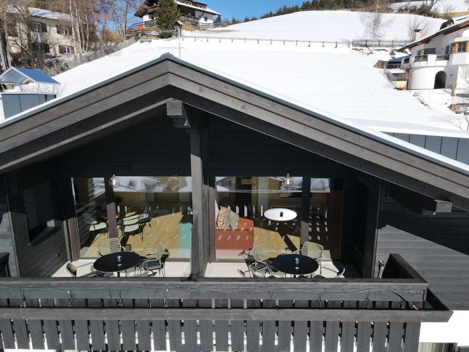 Property building, Winter